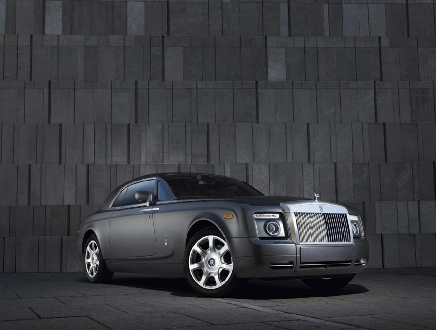  Rolls-Royce Phantom Coupe 2008 года  (фото 71 из 134)